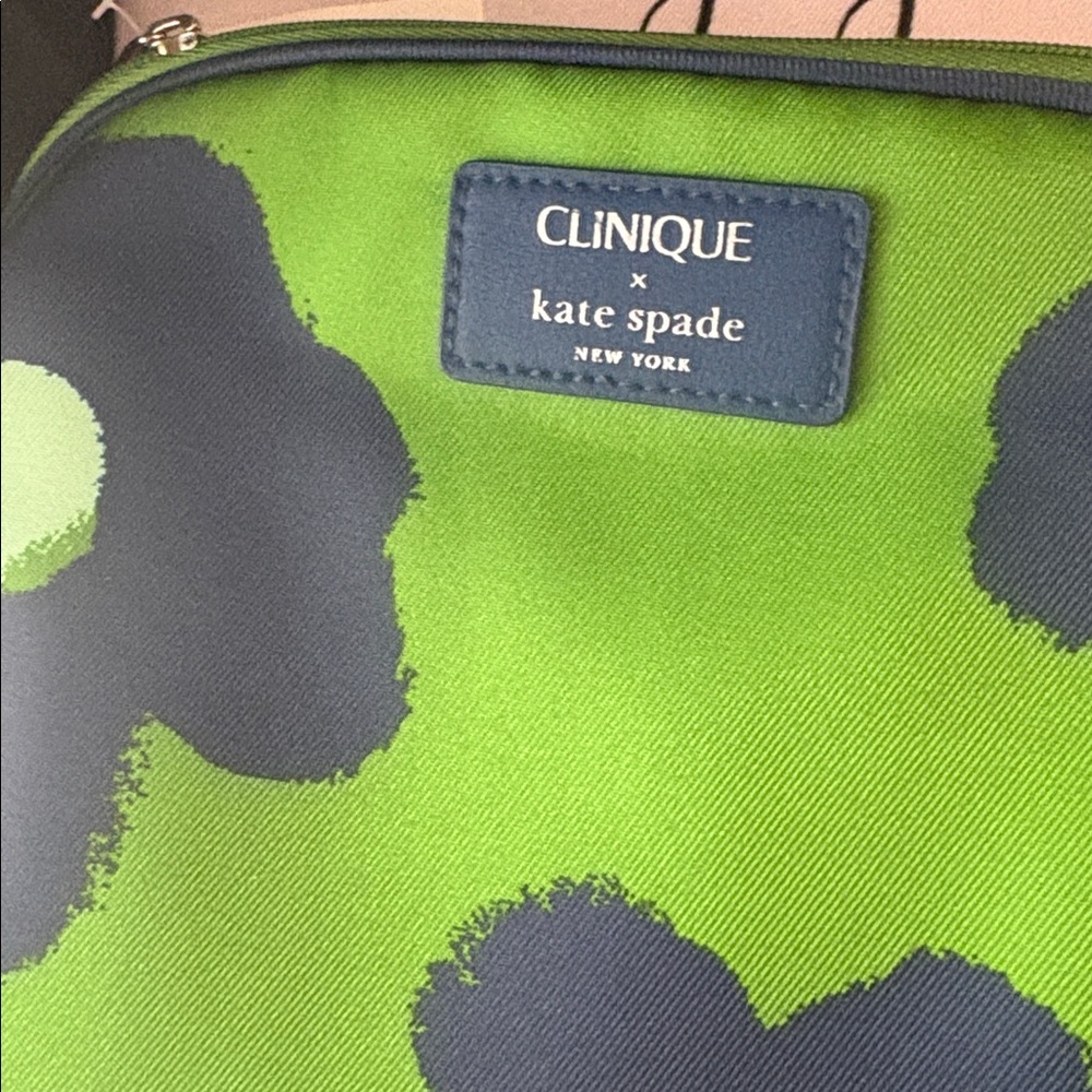 Multicolor Cosmetic Bag Set - Picture 4 of 5